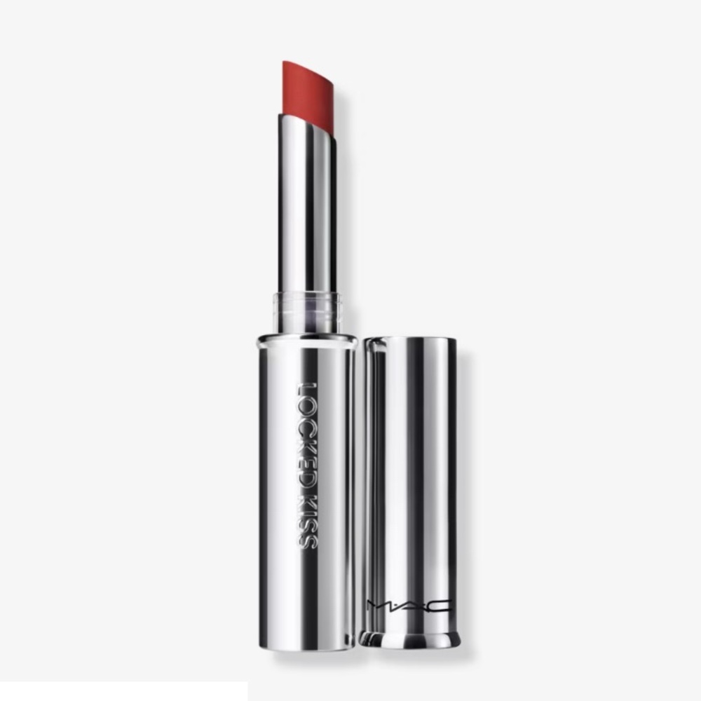 New MAC Cosmetics Locked KISS in extra chilli